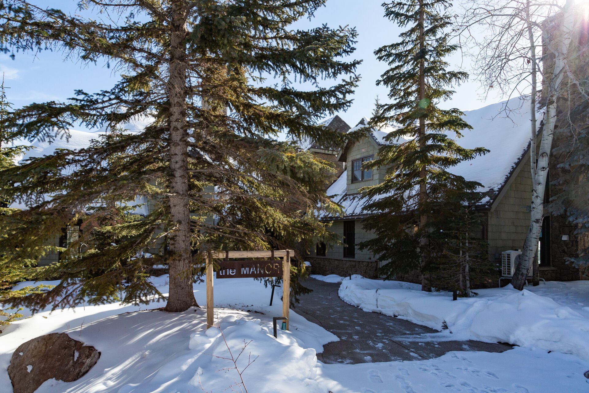 Sun Peak Manor House - 6,586 SF