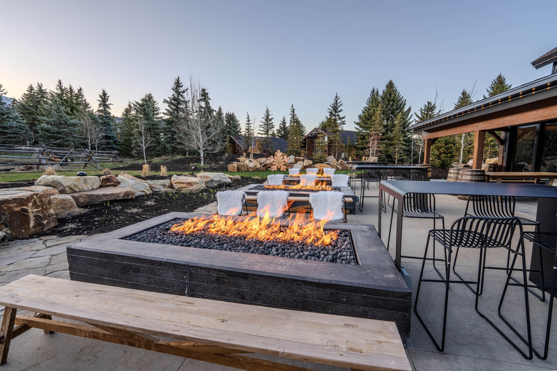 Multiple fire pits and high tabletop seating