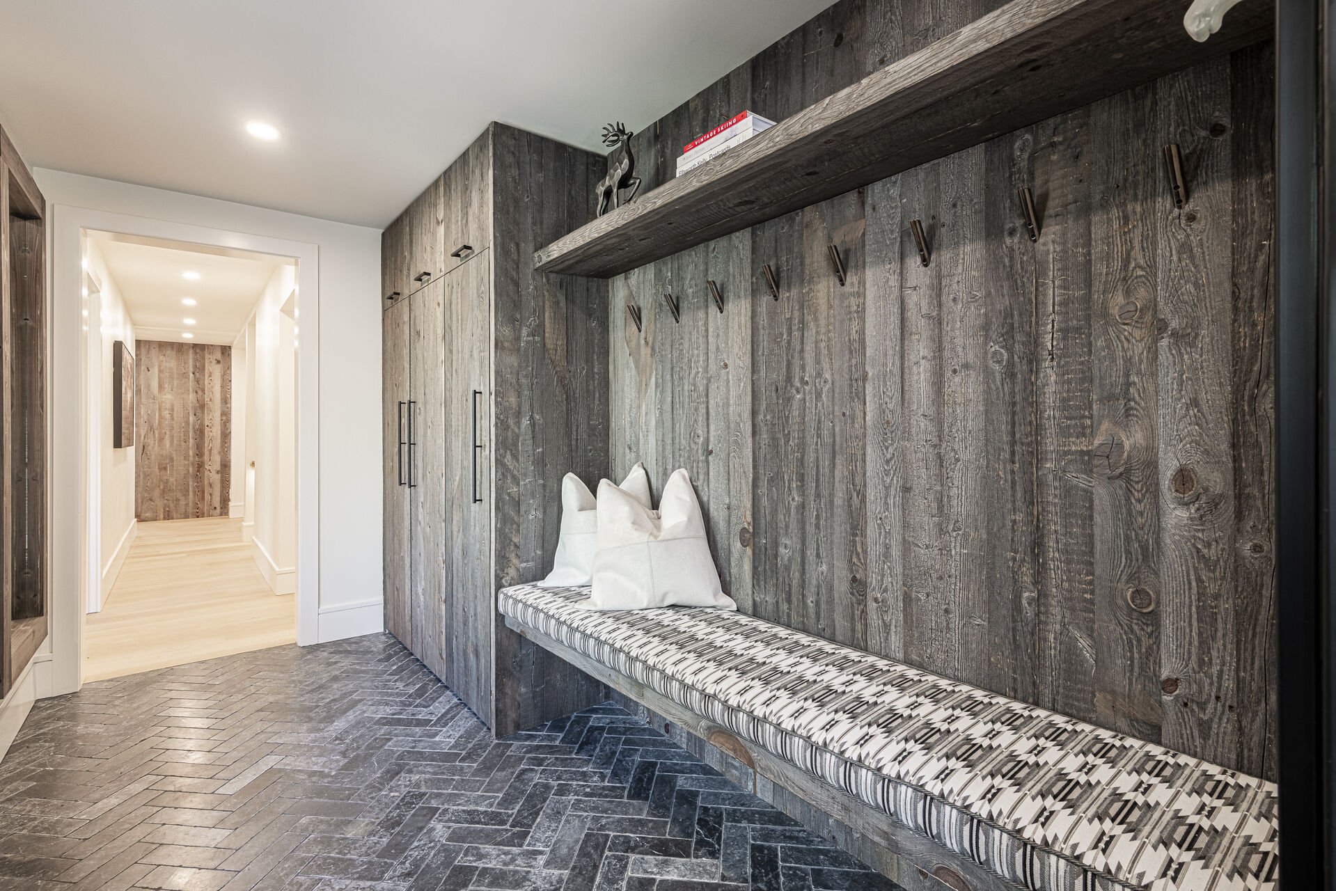 Sun Peak Manor House - Mud room to store your shoes and apparel