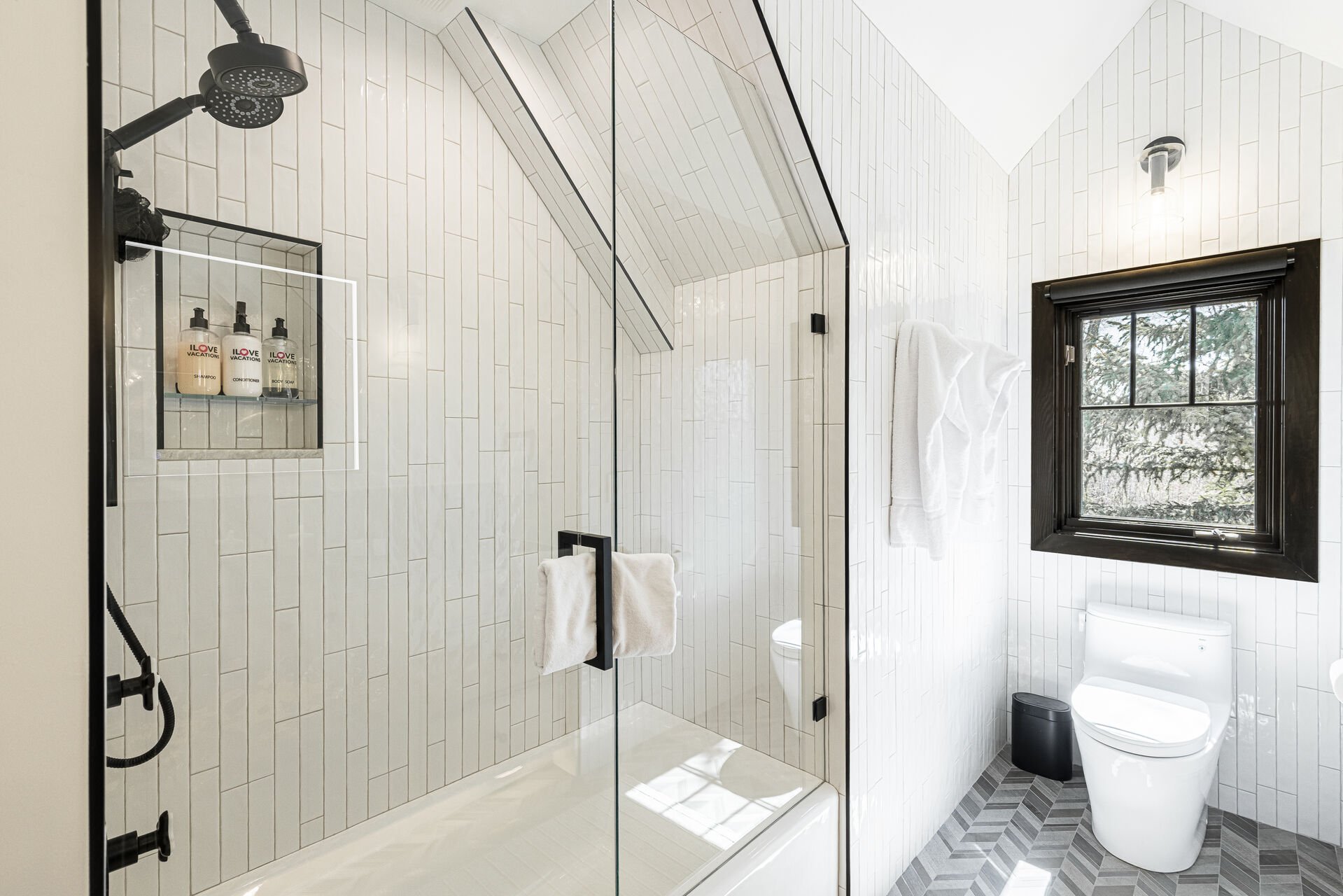 Iron Mountain Loft - A tub/shower combo with multiple shower heads